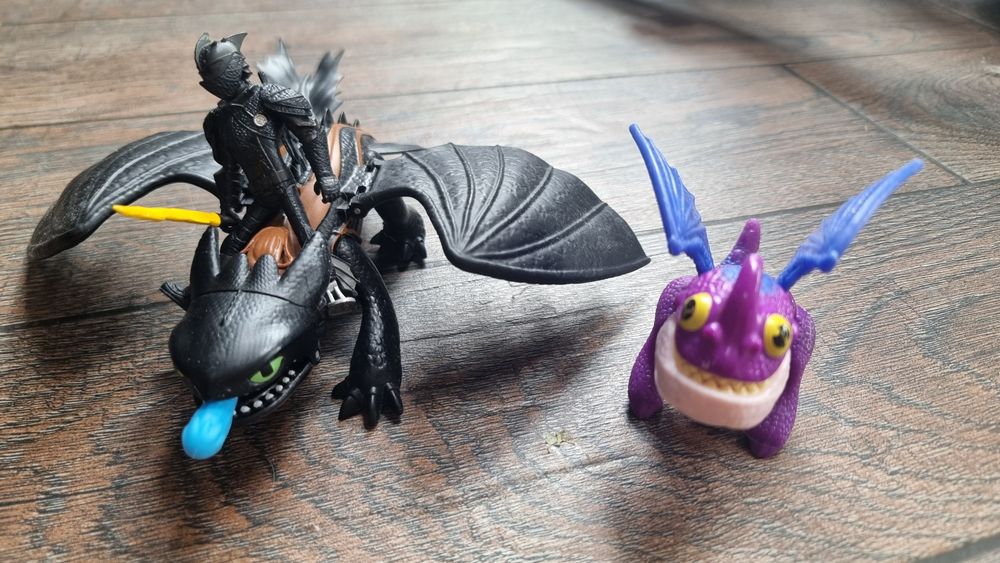 Szczerbatek z jezdzcem I strzelaniem plus szponiak