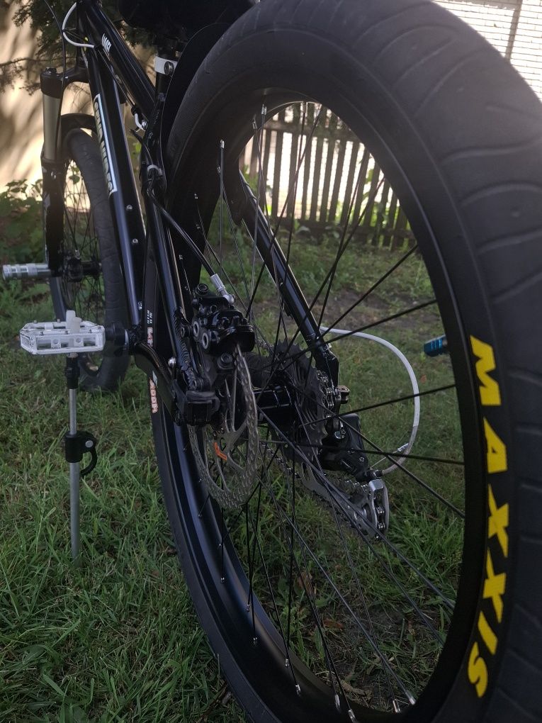 Rower mtb stunt umf hardy numer vier