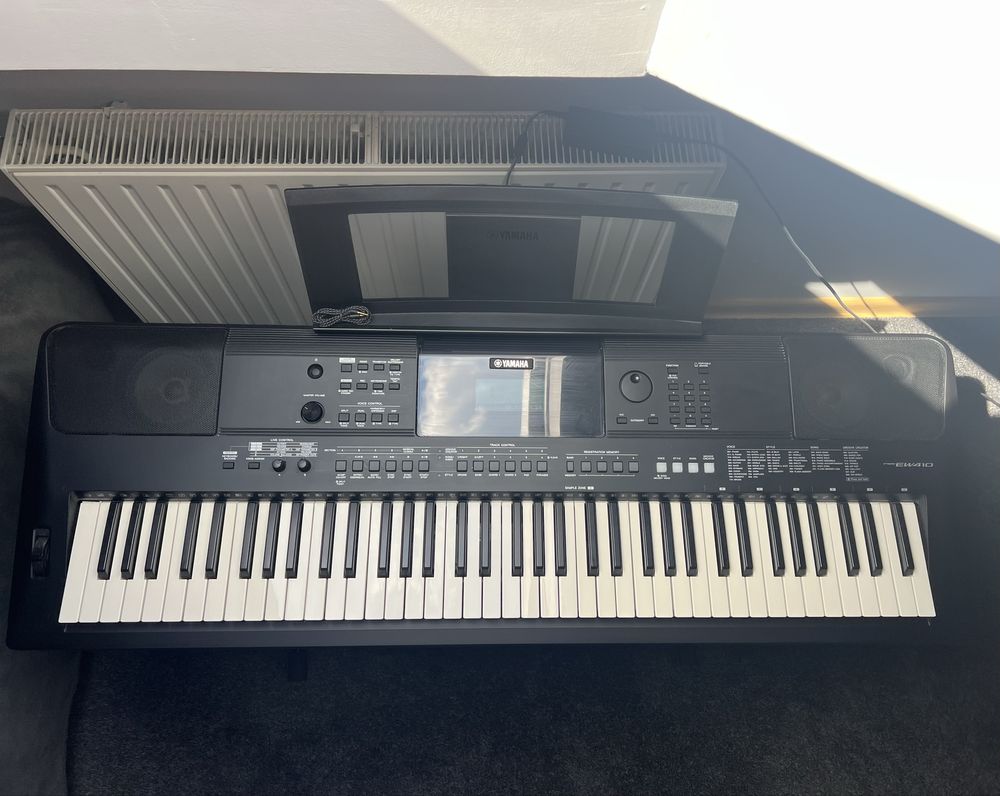 Keyboard YAMAHA PSR EW410