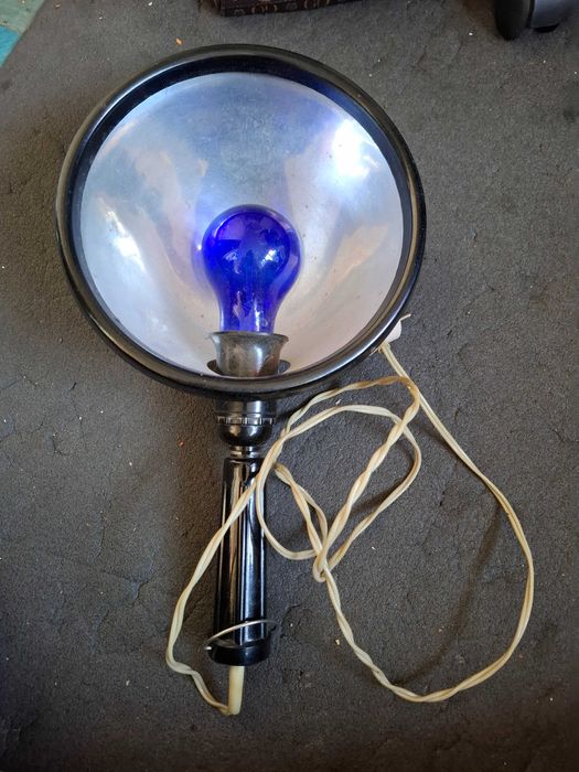 Лампа синяя       .