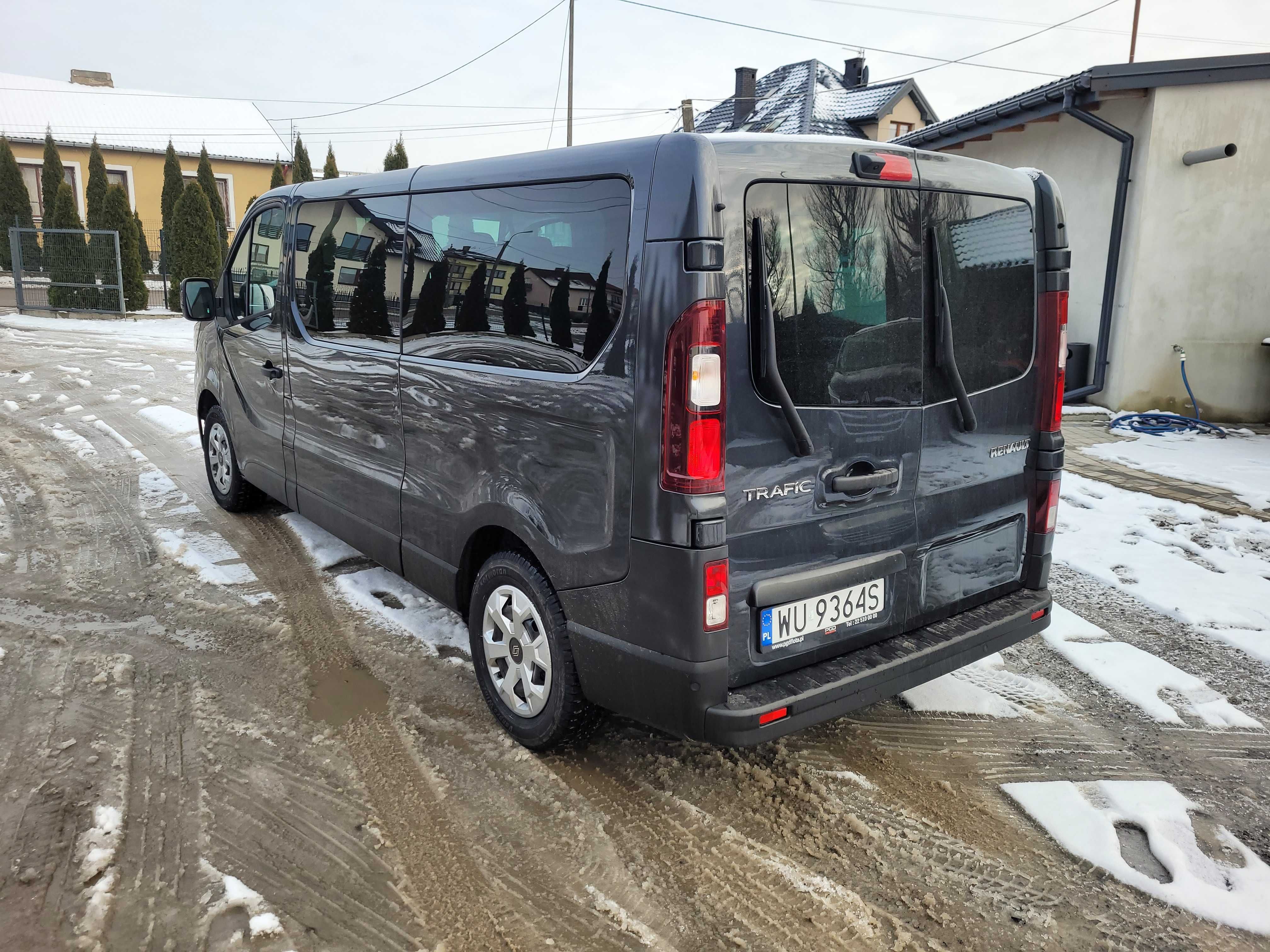 Wypozyczalnia busów 9-osobowych
