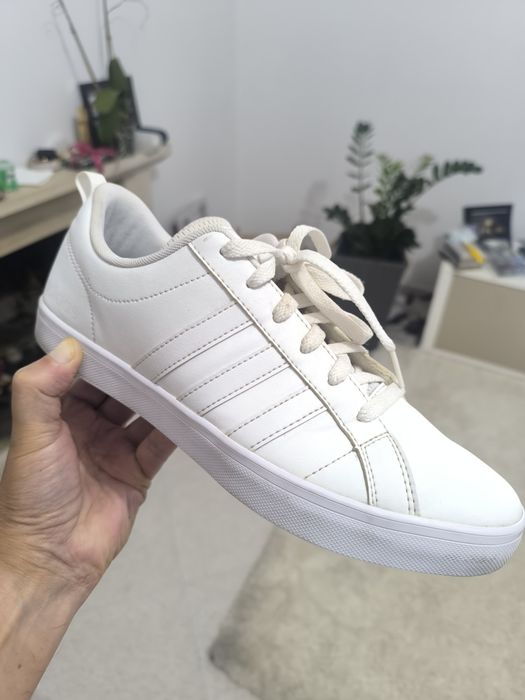 Vendo Sapatilhas Homem da marca Adidas €25