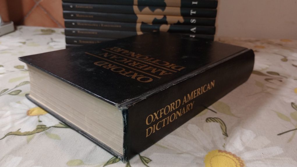Oxford American Dictionary. 1980rw.
