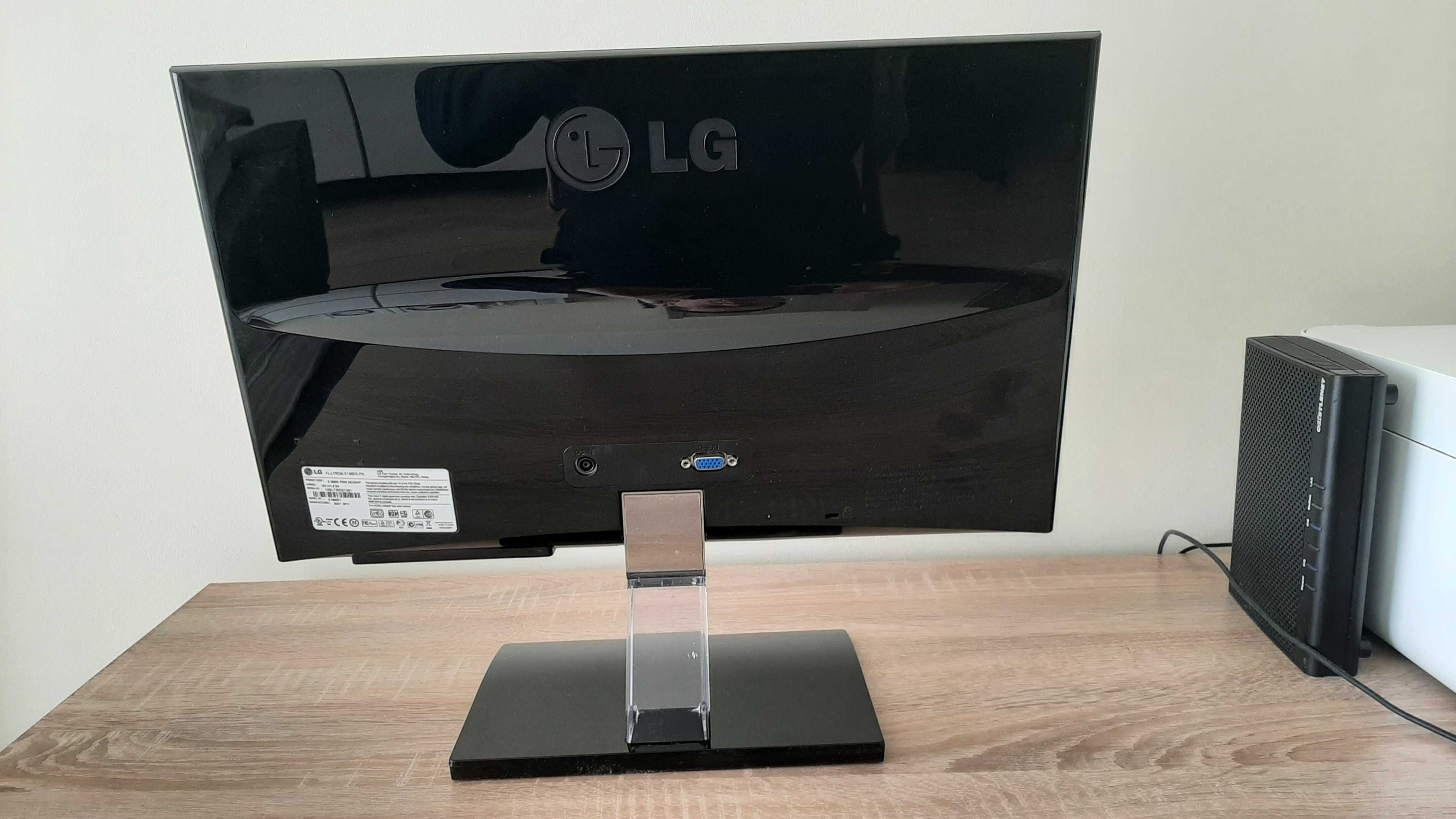 Monitor LG Flatron E1960S-PL