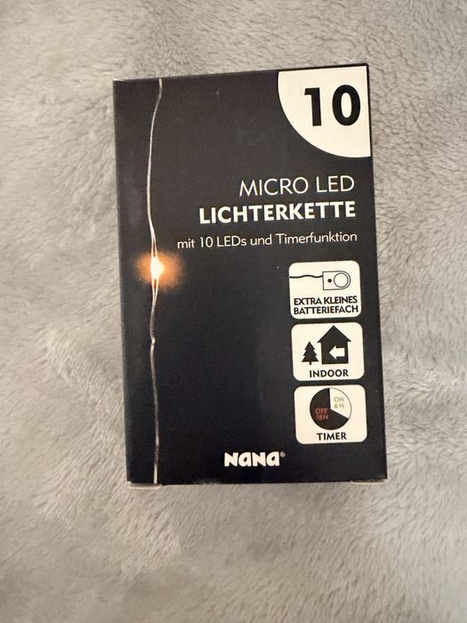 Łańcuch LED -ciepłe światła