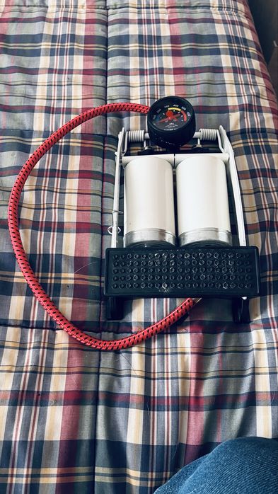 Bomba de ar com manómetro