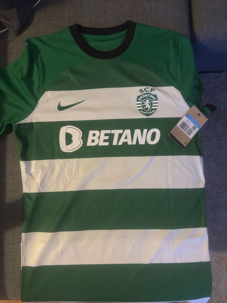 Camisola Sporting assinada por Gyokeres