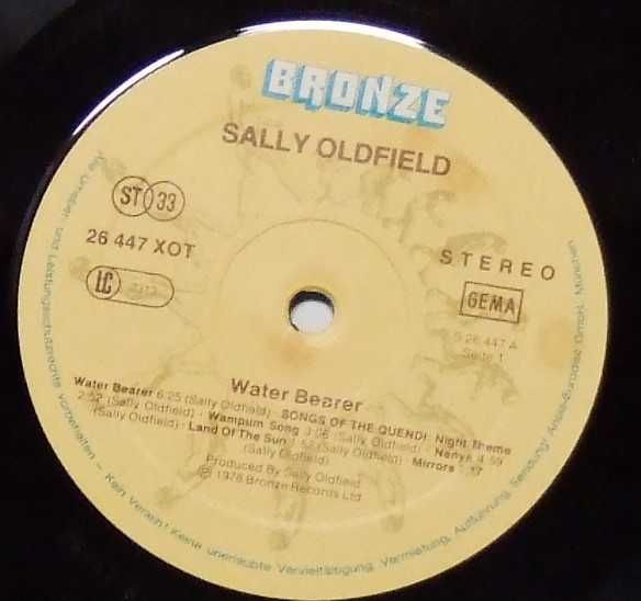 Sally Oldfield – Water Bearer