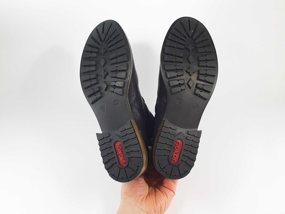 Жіночі черевики Rieker 40 25.5 см 9 US чорні