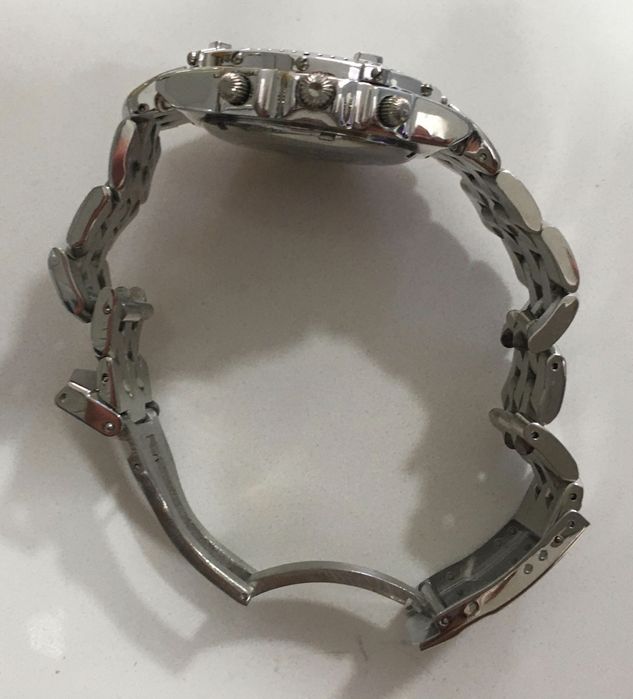 Relógio cronógrafo quartz em aço