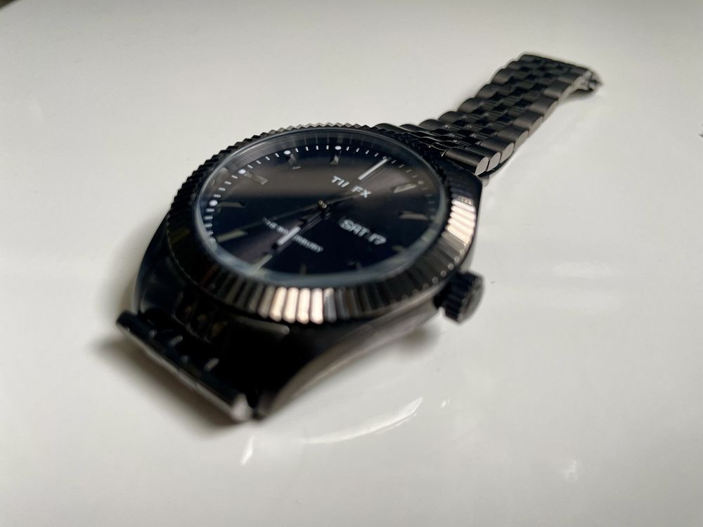 Zegarek Timex Waterbury Legacy - klasyczny, elegancki i funkcjonalny