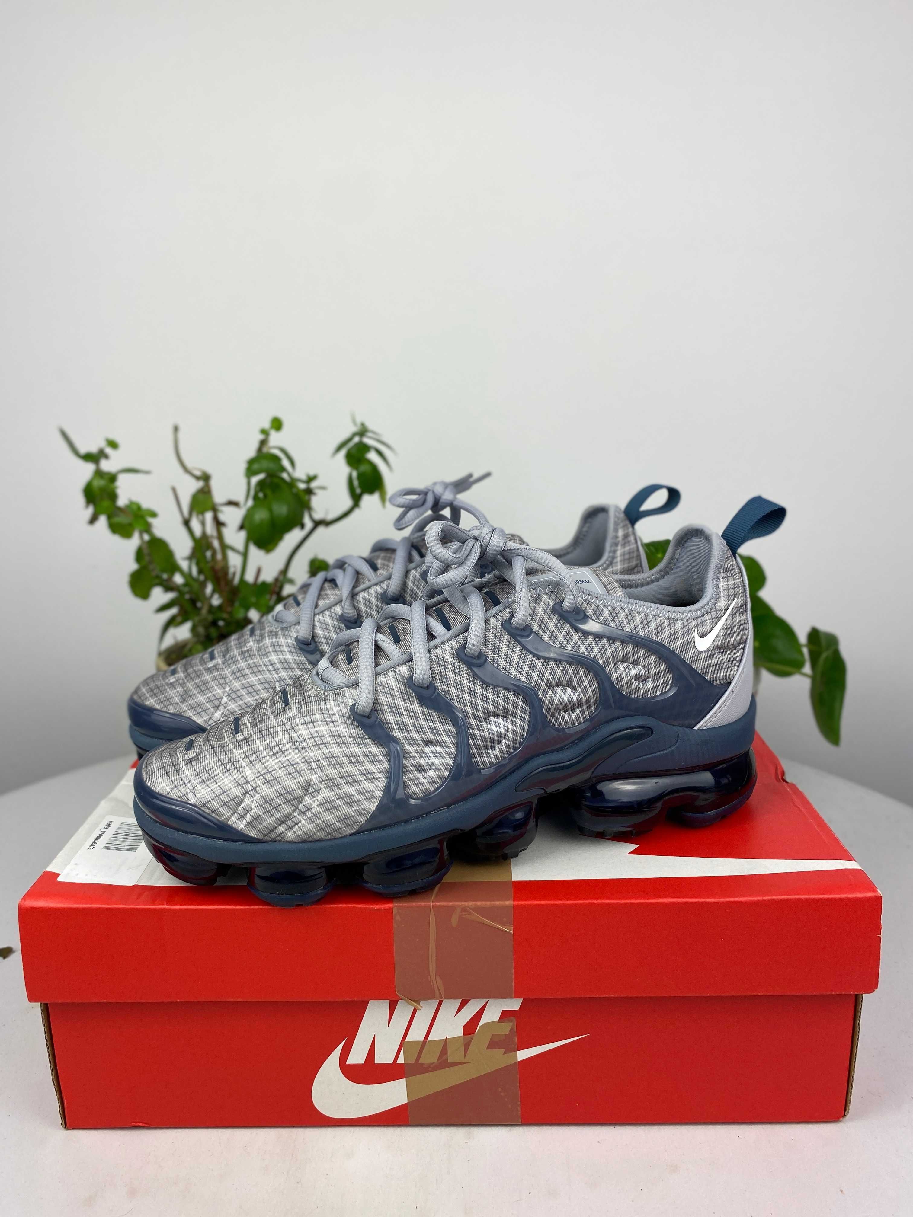 szare niebieskie granatowe buty nike air vapormax plus r. 40,5 n161