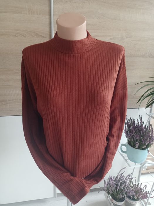 Półgolf damski Stradivarius