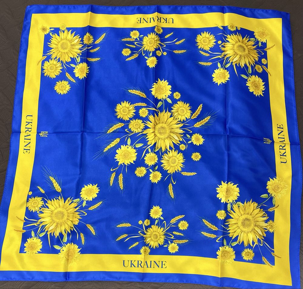 Хустка патріотична