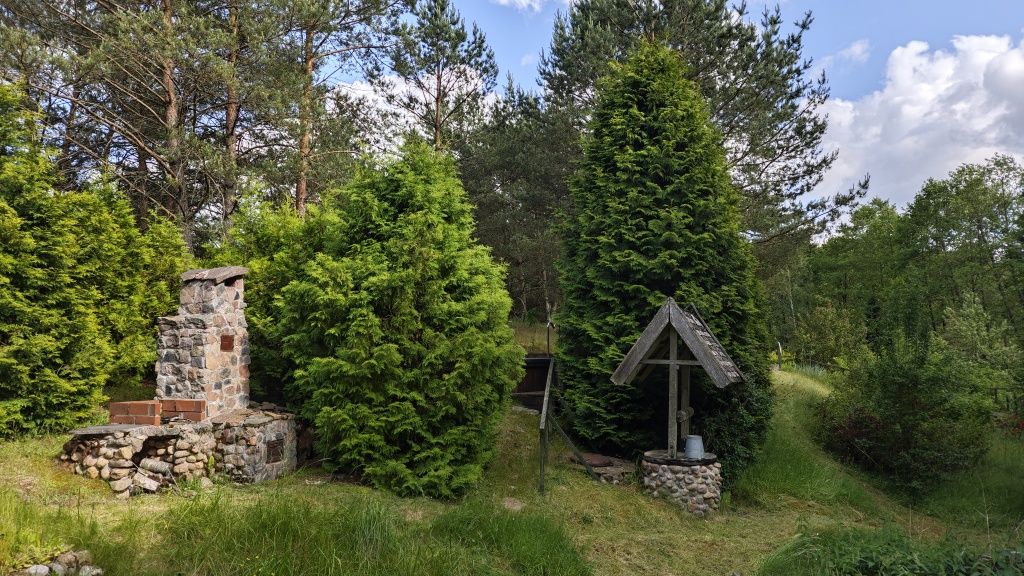 Gostomko, Kaszuby, działka letniskowa 5672 m2 + budynki blisko jeziora