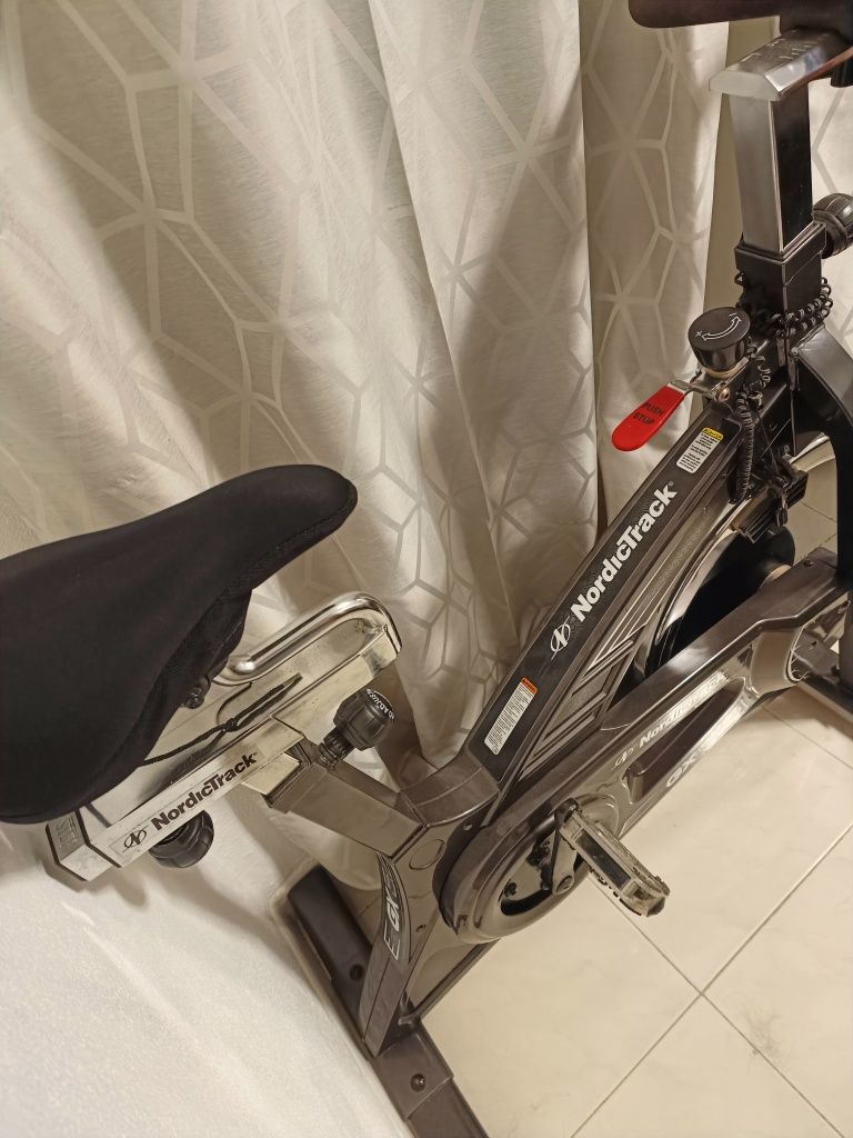 Bicicleta de ciclismo NordicTrack GX 5.2