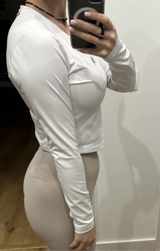 Biała bluzka treningowa s