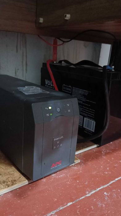 ДБЖ Apc smart ups 620va