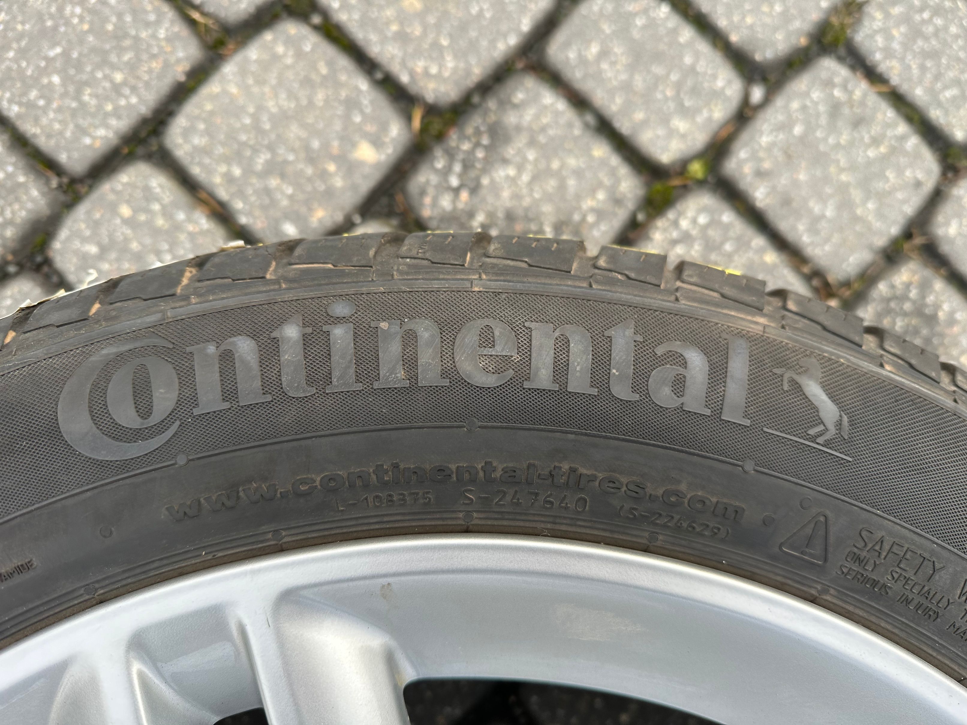 Opony Continental ContiWinterContact TS830P - 205/55/17 RSC