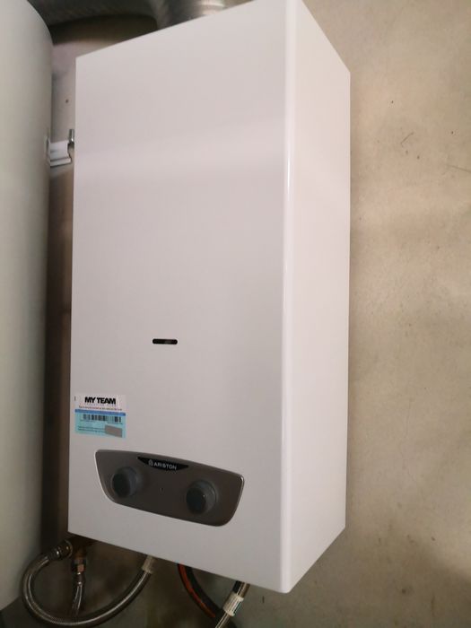 Esquentador 11L Ariston com 3 meses