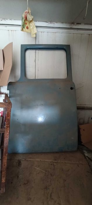 Дверь ЗИЛ 130 водительская новая СССР