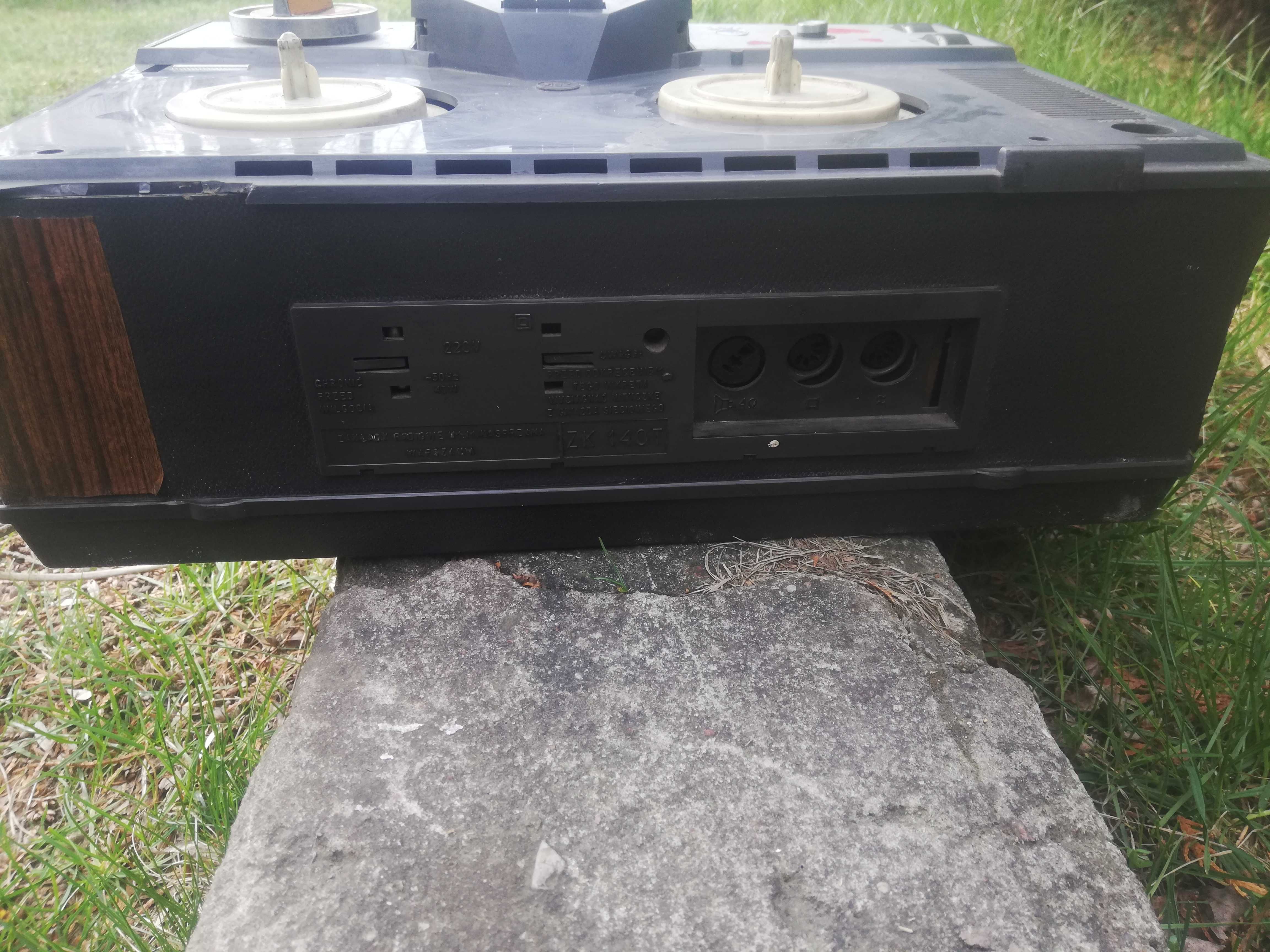 Magnetofon ZK- 140 T.
