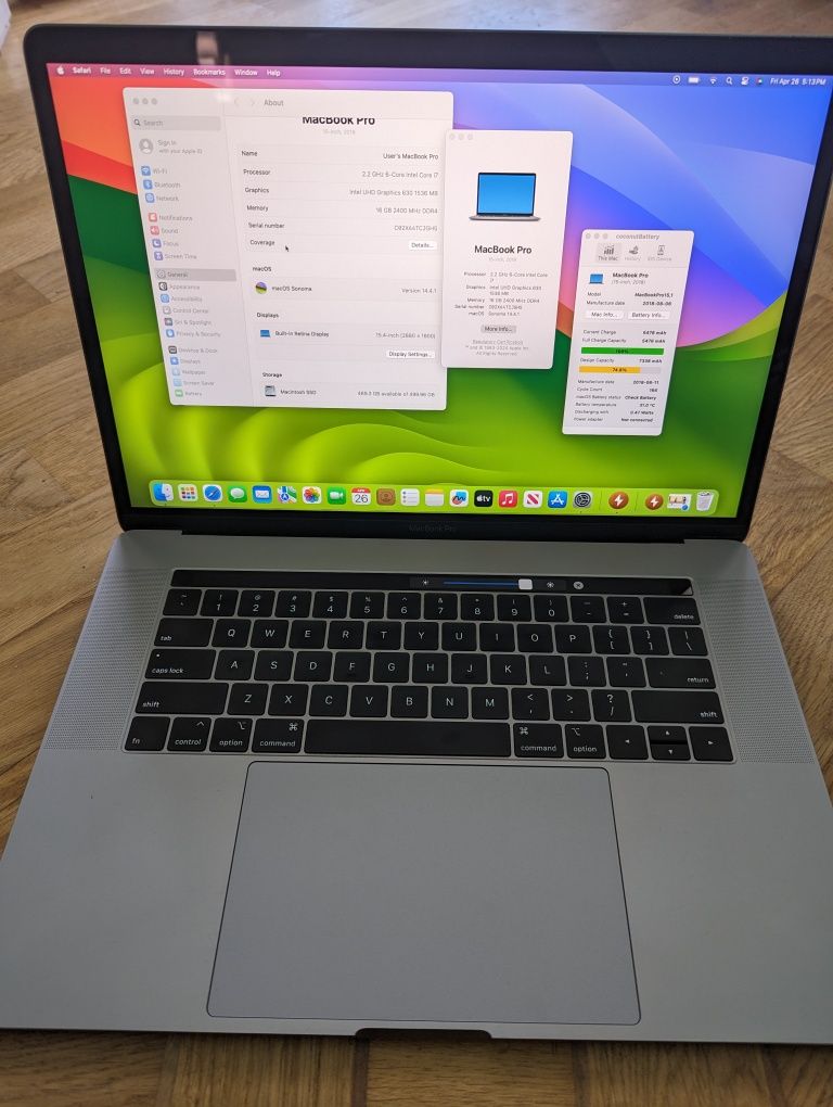 MacBook Pro 15", 2018, і7 (6 ядер), 16/512 ГБ, ідеал.