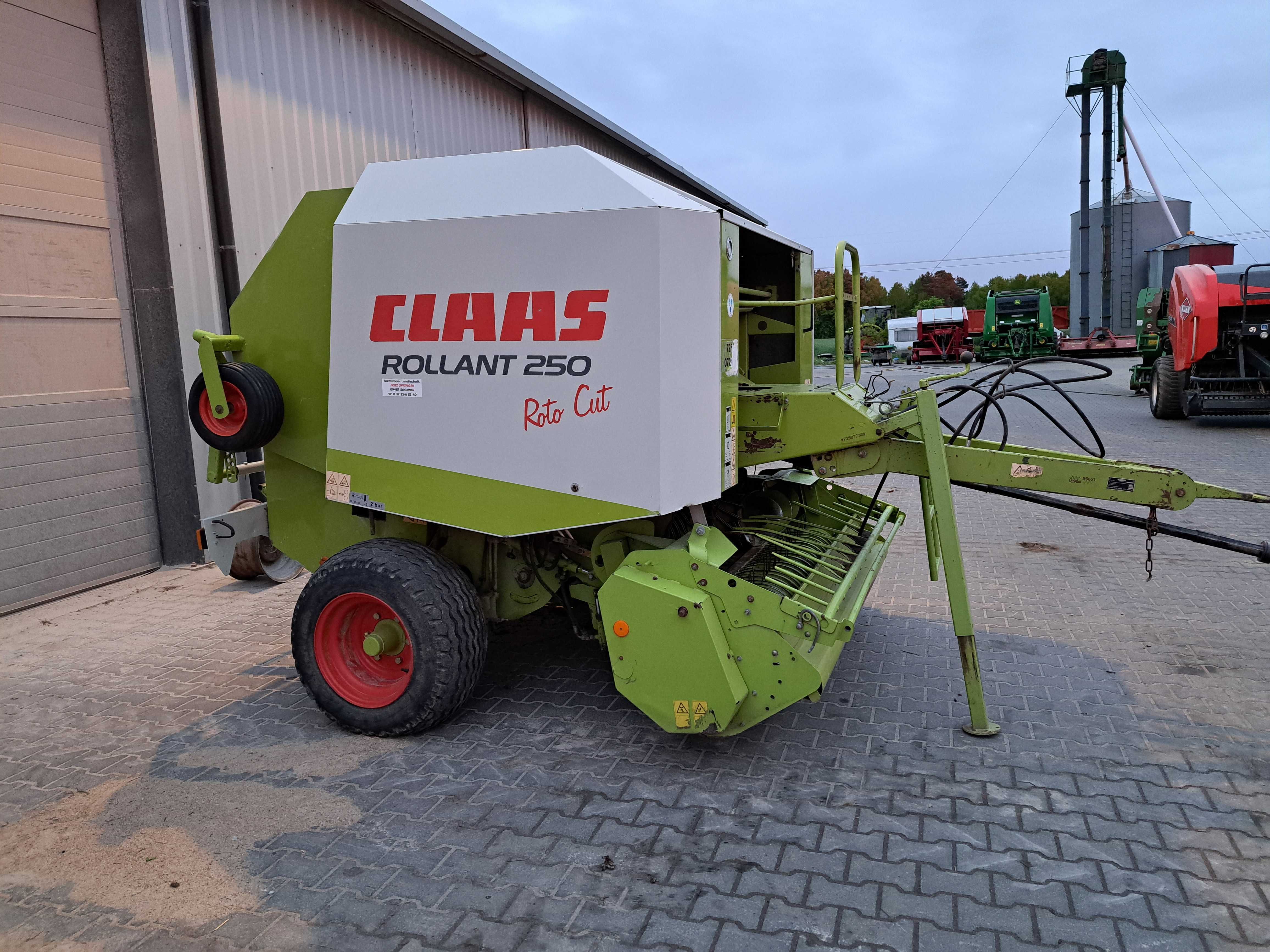 Claas rollant 250 RC  255