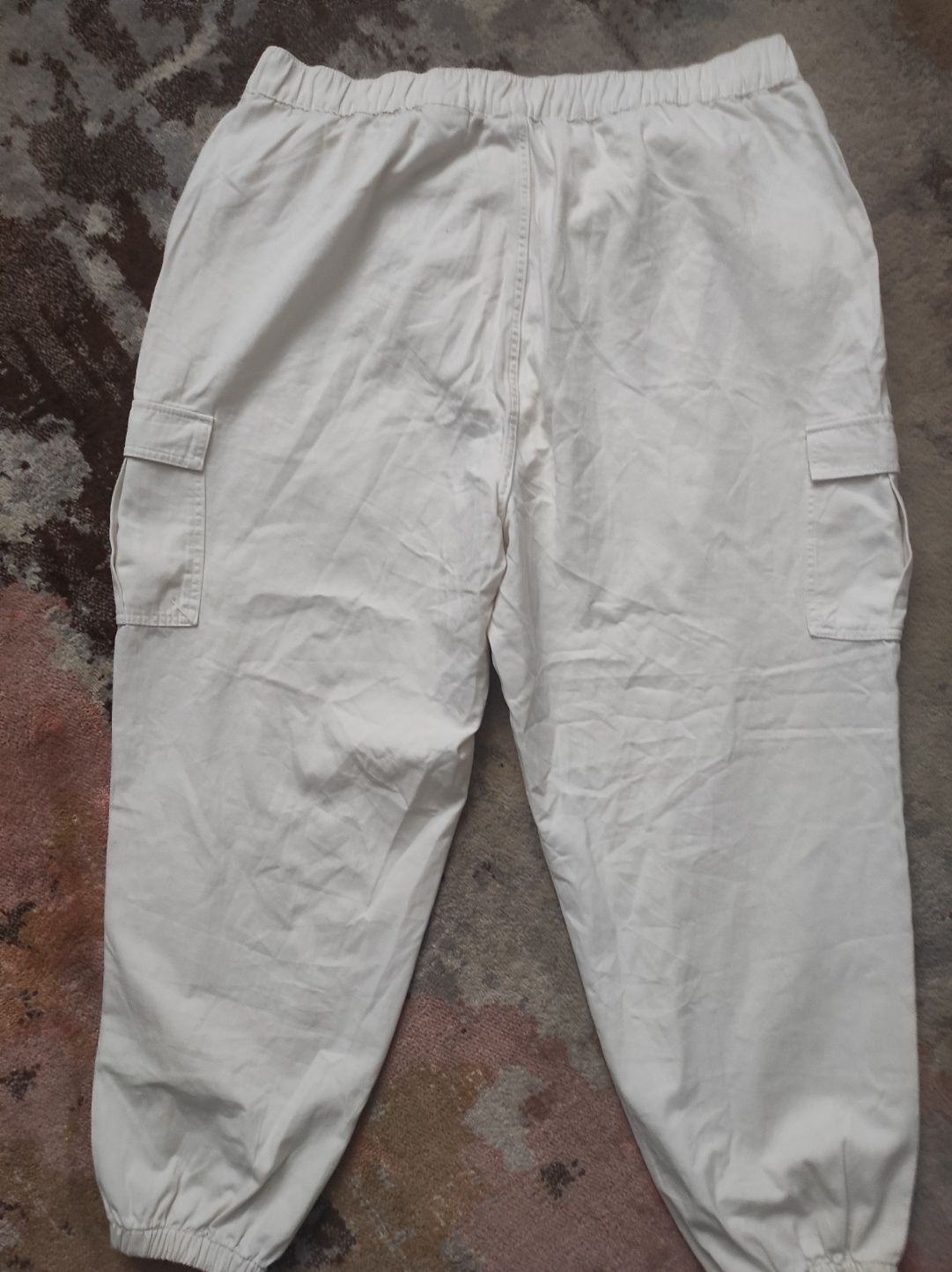 женские хлопковые штаны карго divided by h&m 54/56