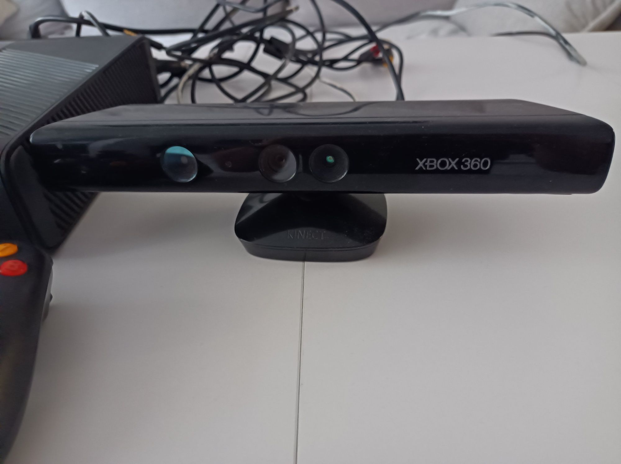 Xbox  360 Kinect