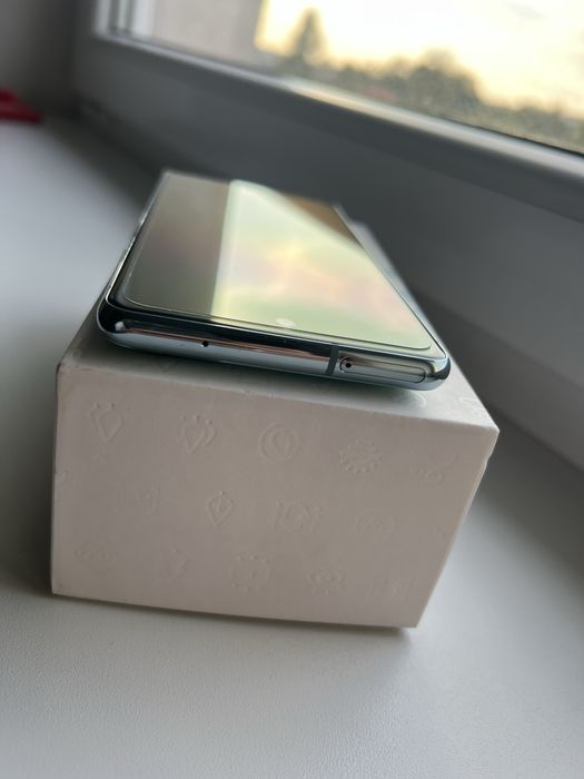 Samsung galaxy s20 fe mint