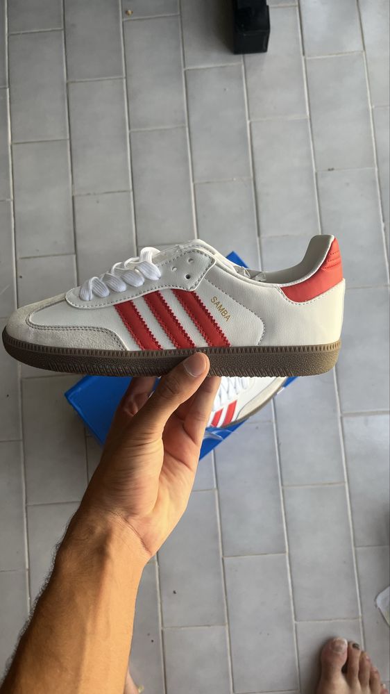 Adidas samba vermelhos