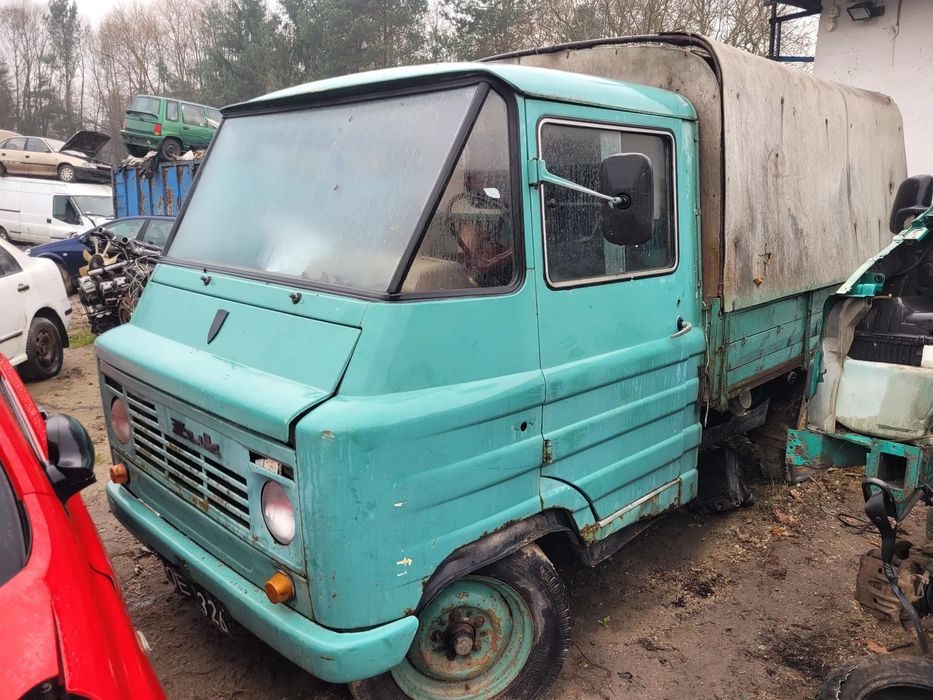 ŻUK FSC fotel fotele kanapa deska kokpit podsufitka boczek boczki klamka podłokietnik licznik prędkościomierz panel szyb