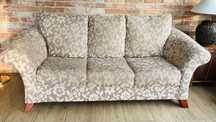 Komplet mebli wypoczynkowych- sofa plus fotel