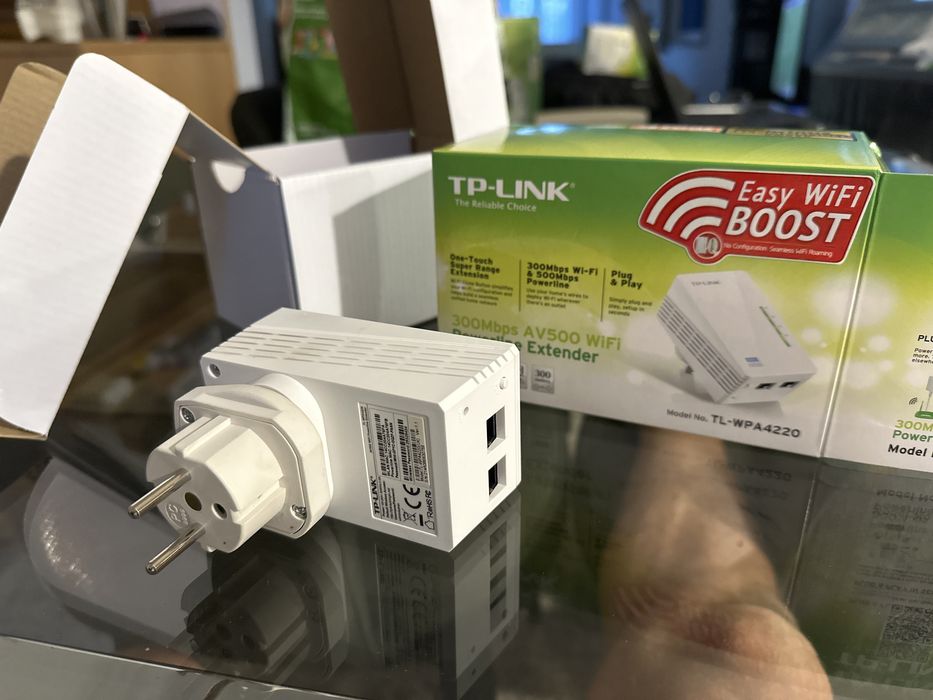 TP LINK PowerLine Extender TL-WPA4220 (AV500)