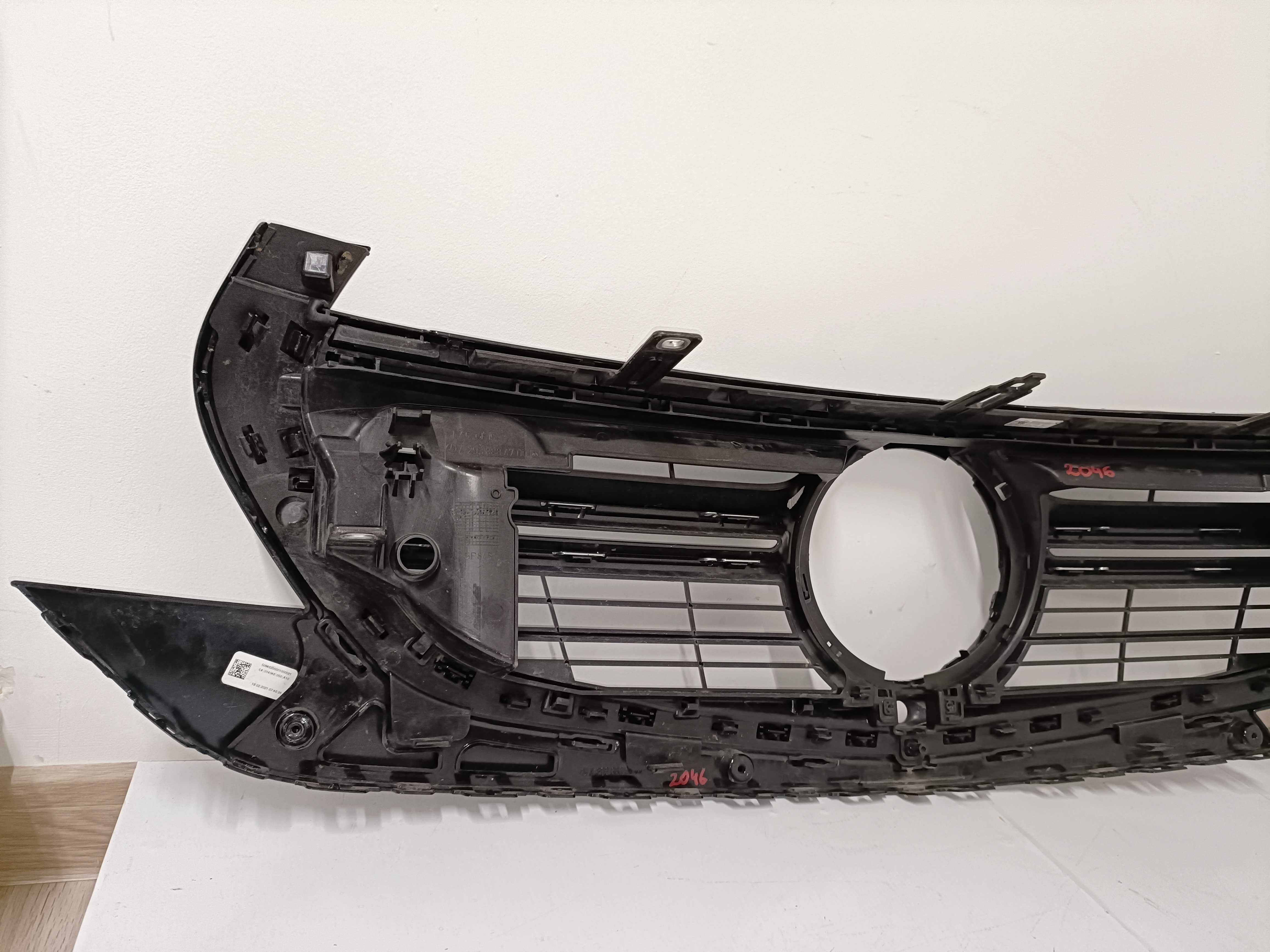 Mercedes EQC W293 Atrapa grill zderzaka