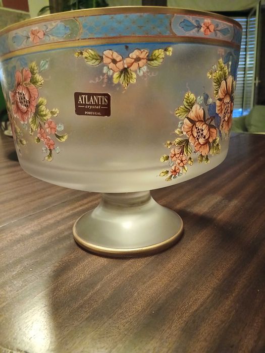 Taça Atlantis pintada à mão