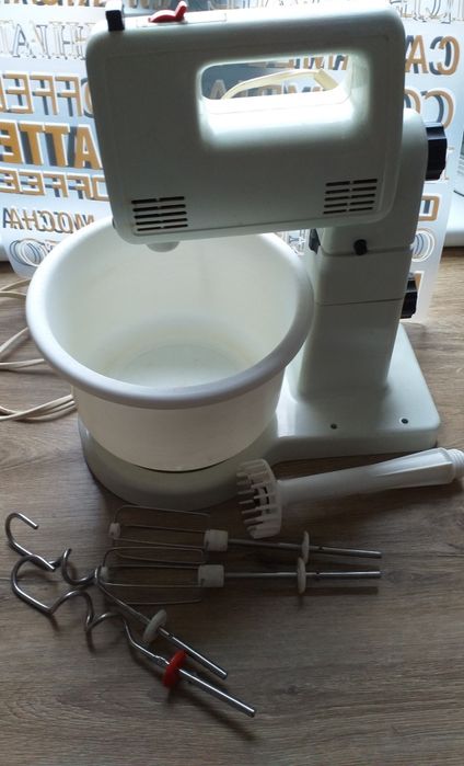 Kolekcjonerski mikser  robot obrotowy z czasów PRL  .