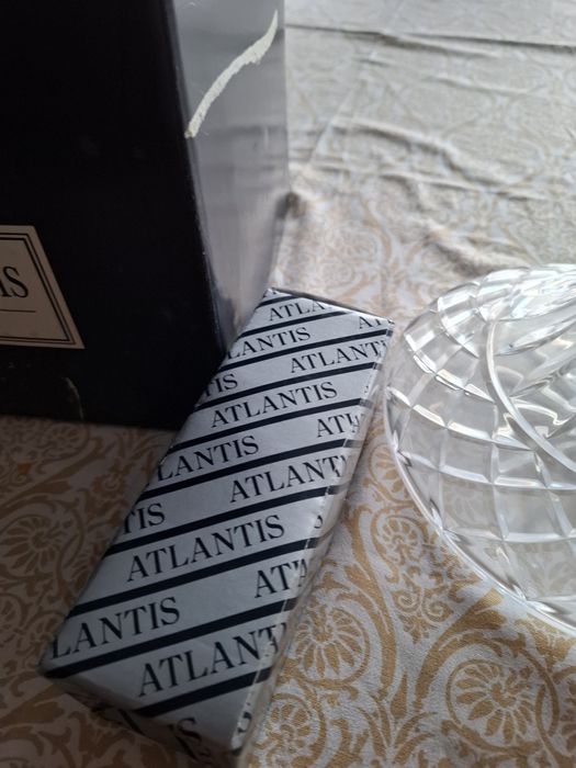 Garrafa nova Atlantis