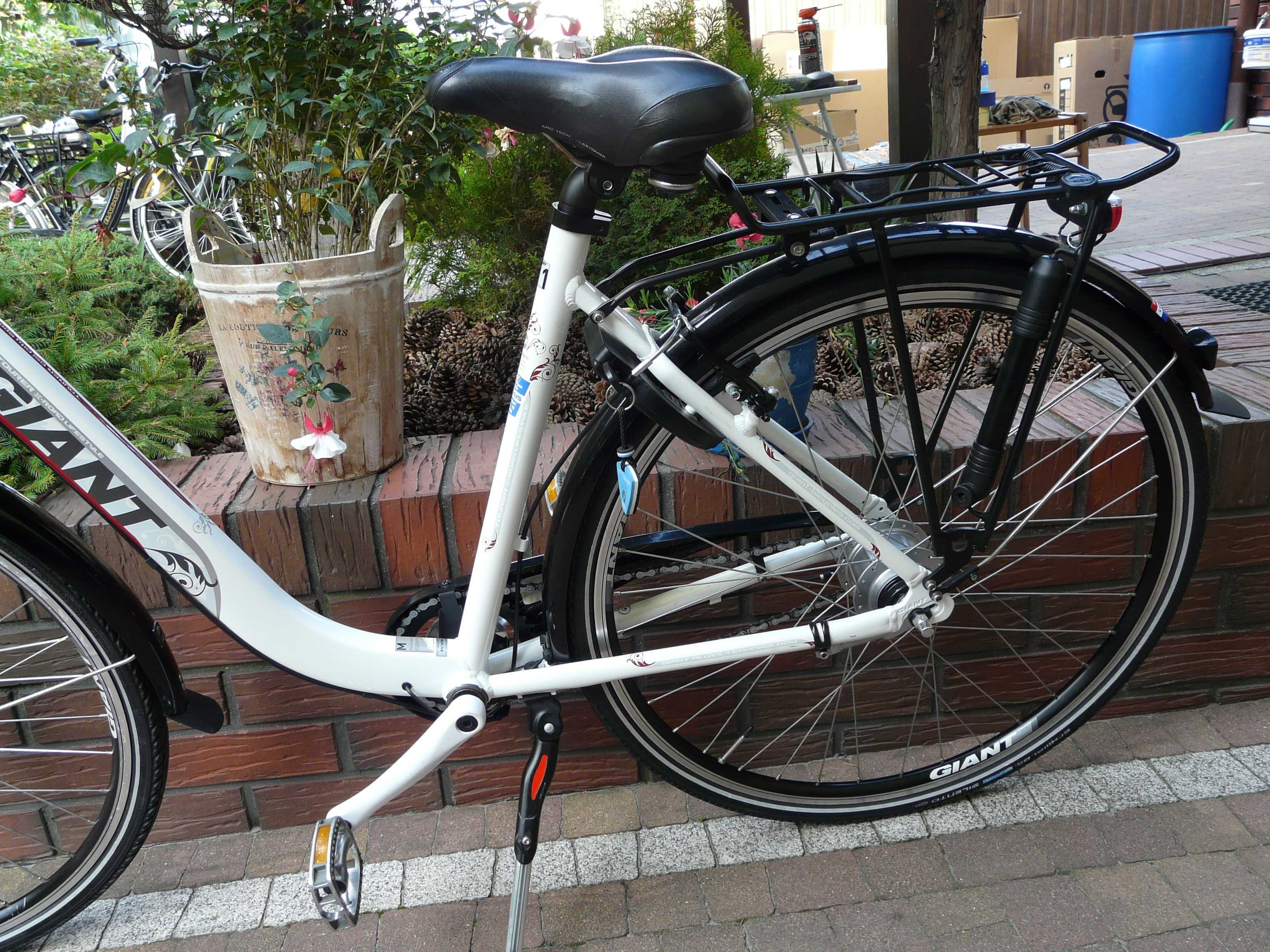 Rower miejski GIANT  Tourer X Road Lifestyle 28"/50- b.ładny ,nożny