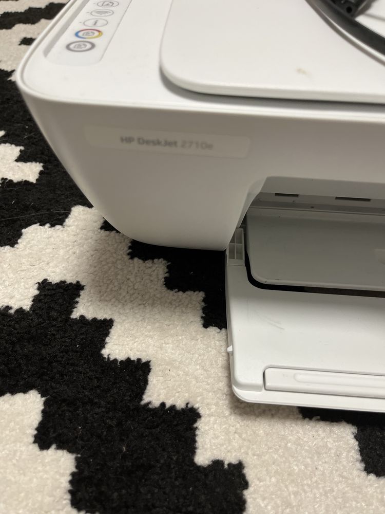 Принтер БФП HP DeskJet 2710e струменевий