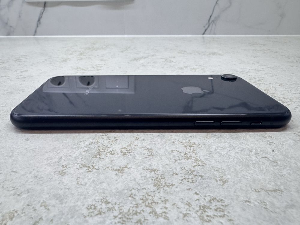 iPhone XR 64 Black