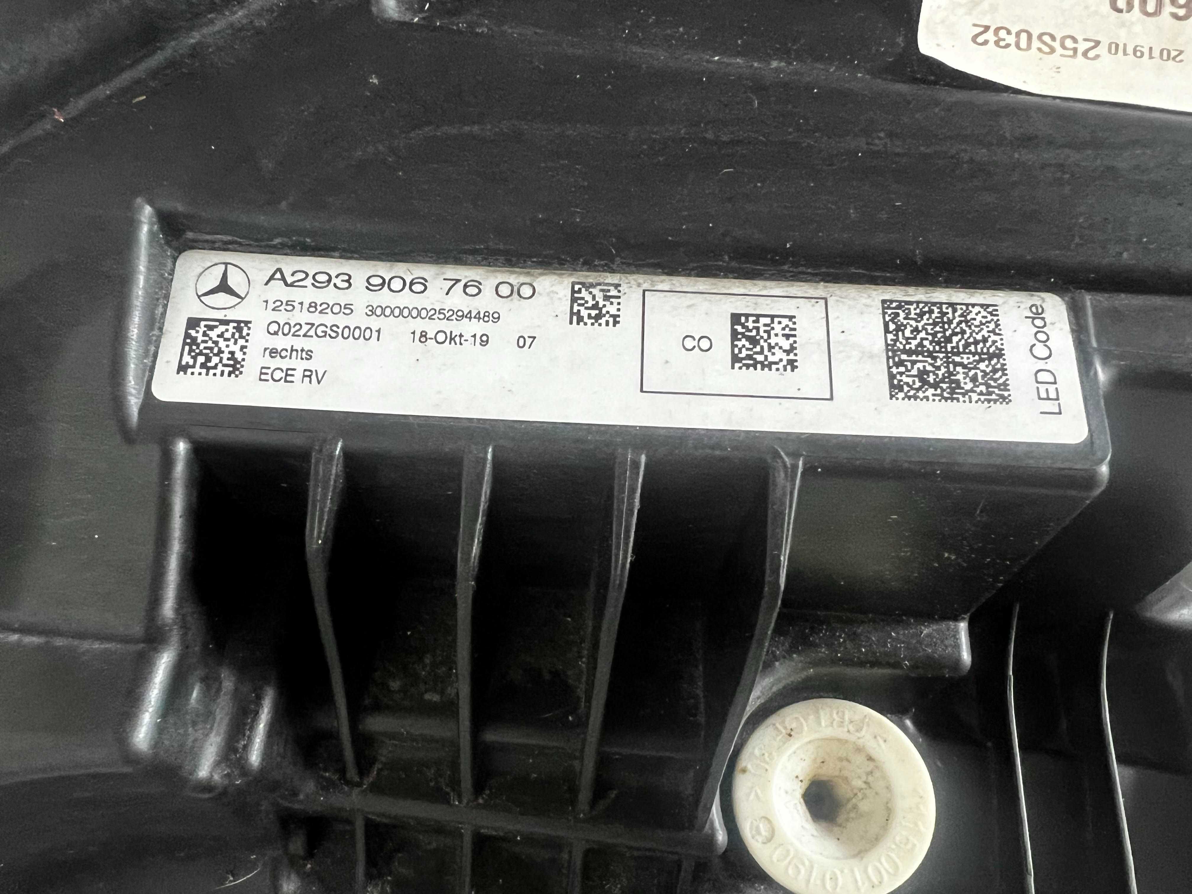 Mercedes-Benz EQC W293 A2939067600 фара