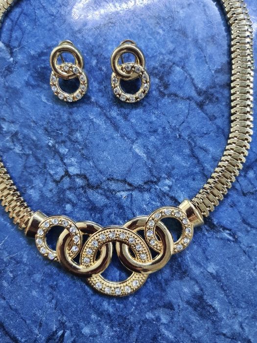 комплект жіночий біжутерія нова!