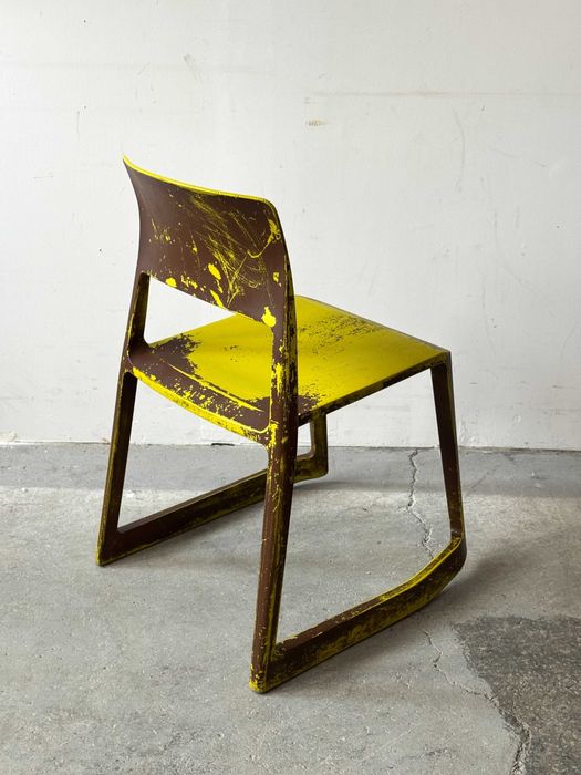 Krzesło Tip Ton, Vitra proj. E.Barber & J. Osgerby, Szwajcaria