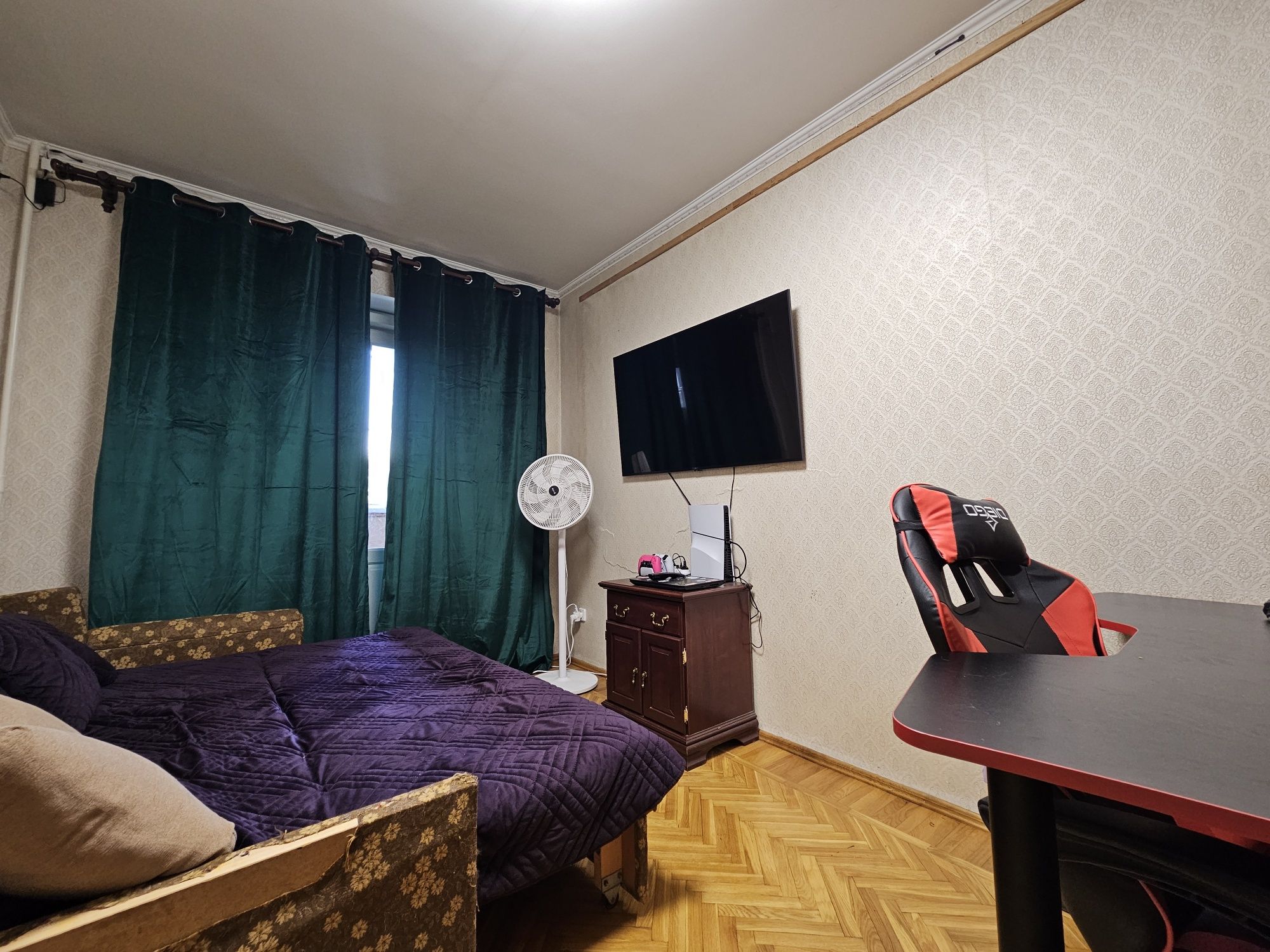 Продам 3 к кв с гаражом район Гагарина