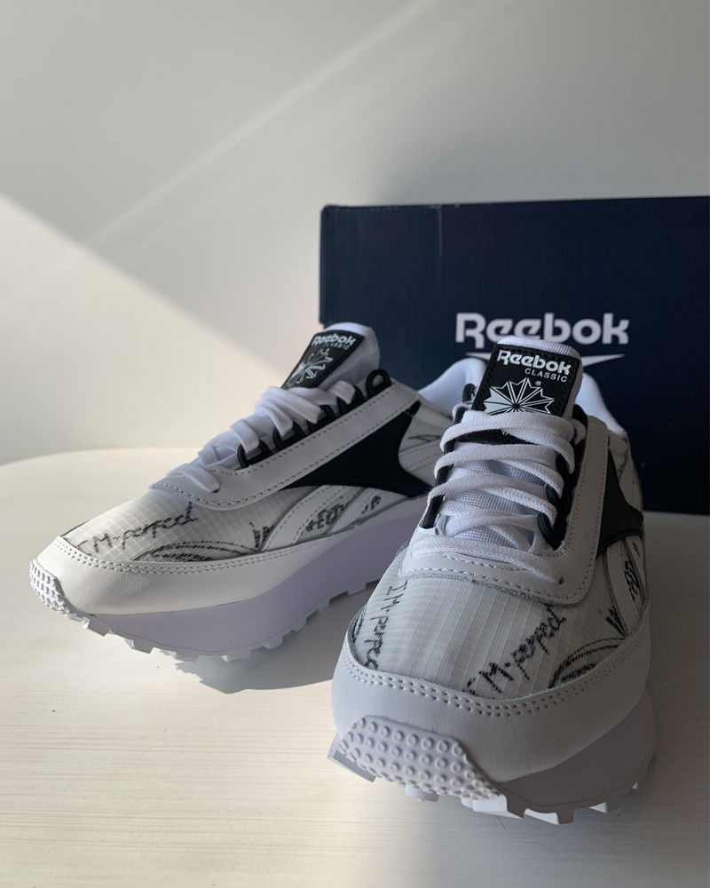 Знижка! Kросівки Reebok AZ Princess (37 p)