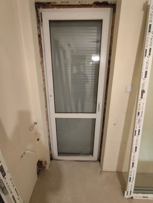 Okna okno plastikowe 2 szybowe stan bardzo dobry