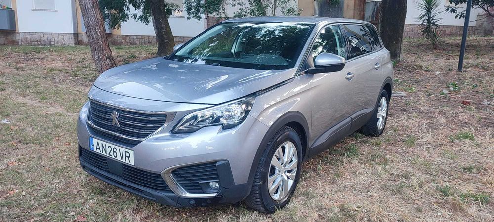 Peugeot 5008 - 1.2 CC 130 cv - caixa automatica