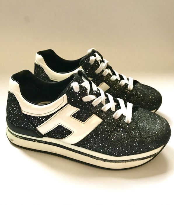 Кросівки HOGAN. Чорні з Блискавками. 34 розмір. Устілка 22 см